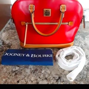Dooney & Bourke purse